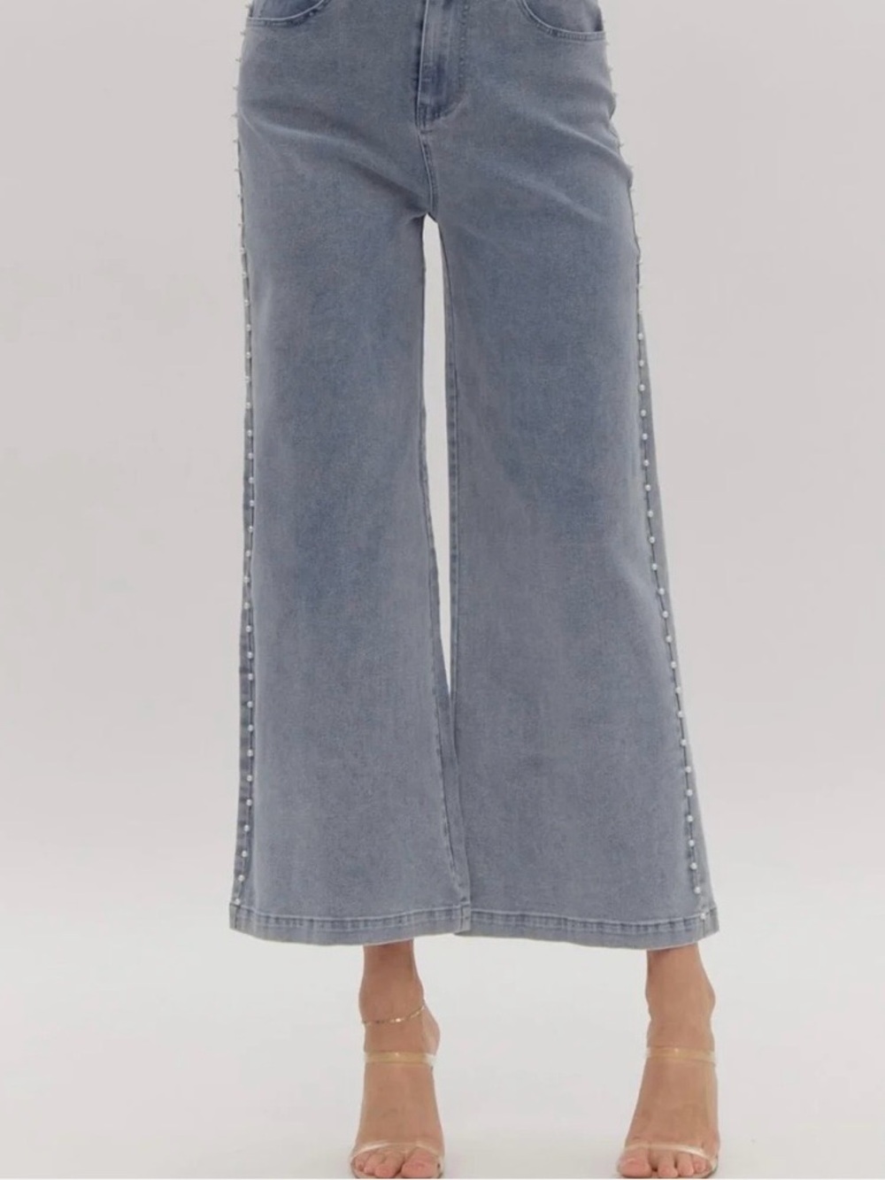 Entro Pearl Detail Cropped Wide Leg Jeans Size Small NWT Boutique Denim - Picture 3 of 6